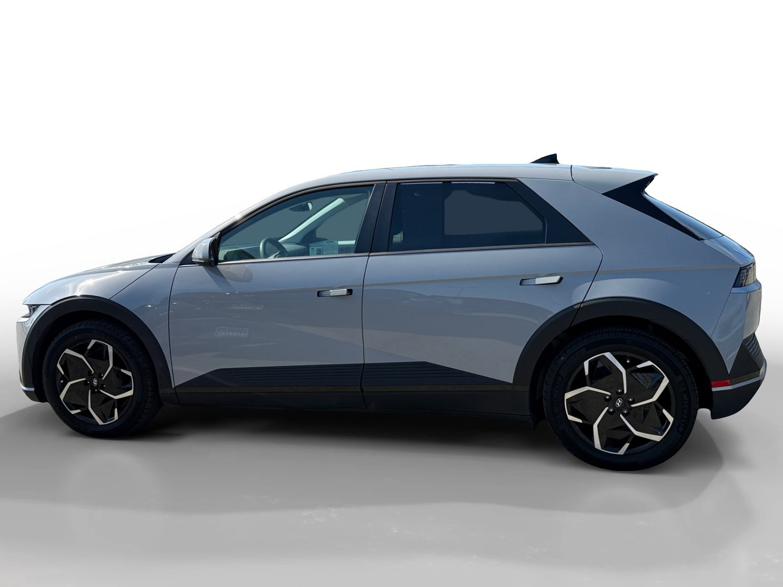 Certified Used 2024 Cyber Gray Hyundai SEL image 2