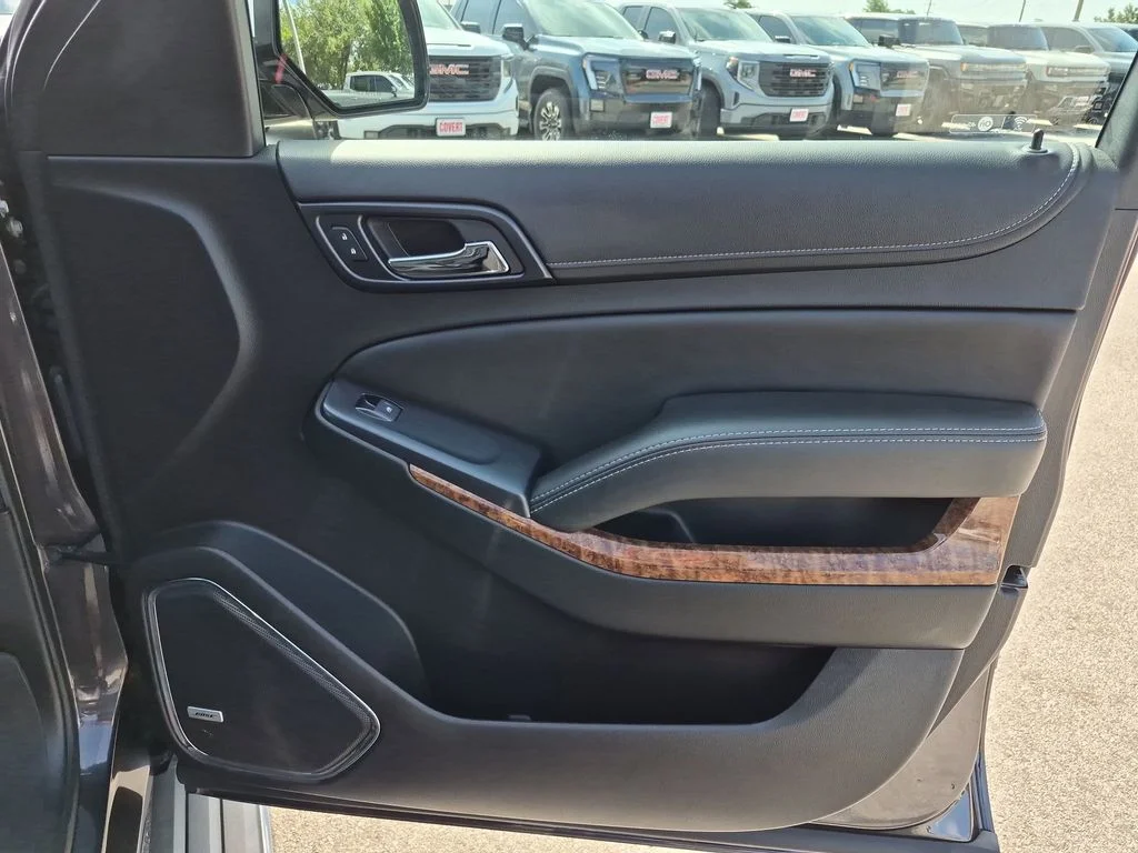 Used 2017 Gray Chevrolet Premier image 41