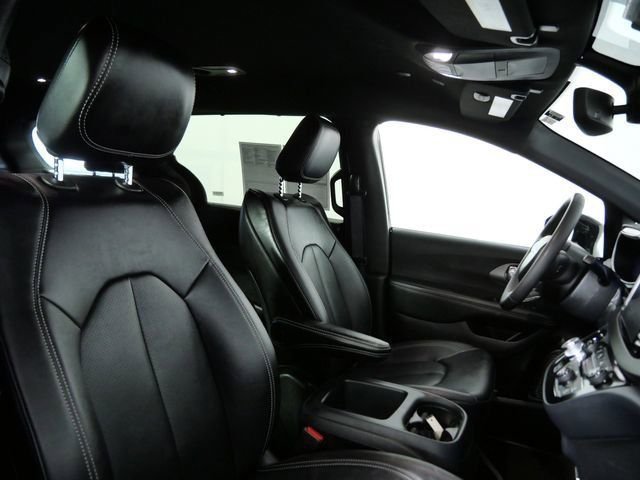Certified Used 2025 Black Chrysler Select image 11
