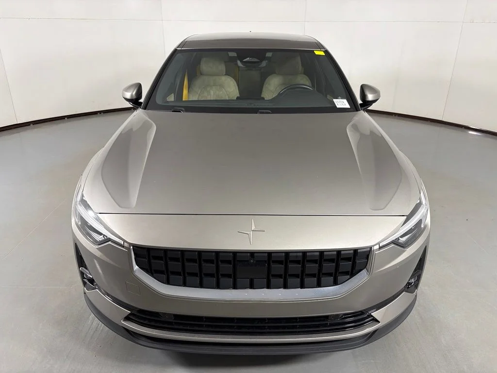 Used 2022 Gold Polestar Long Range Dual Motor image 3