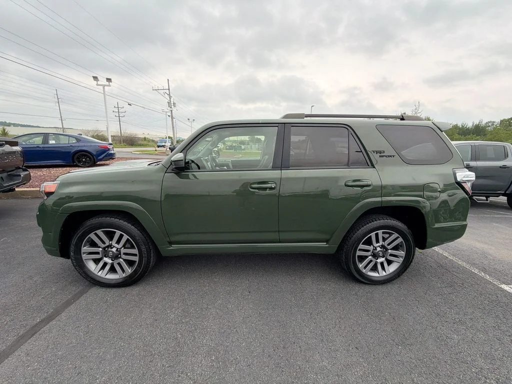 Used 2022 Green Toyota TRD Sport image 5