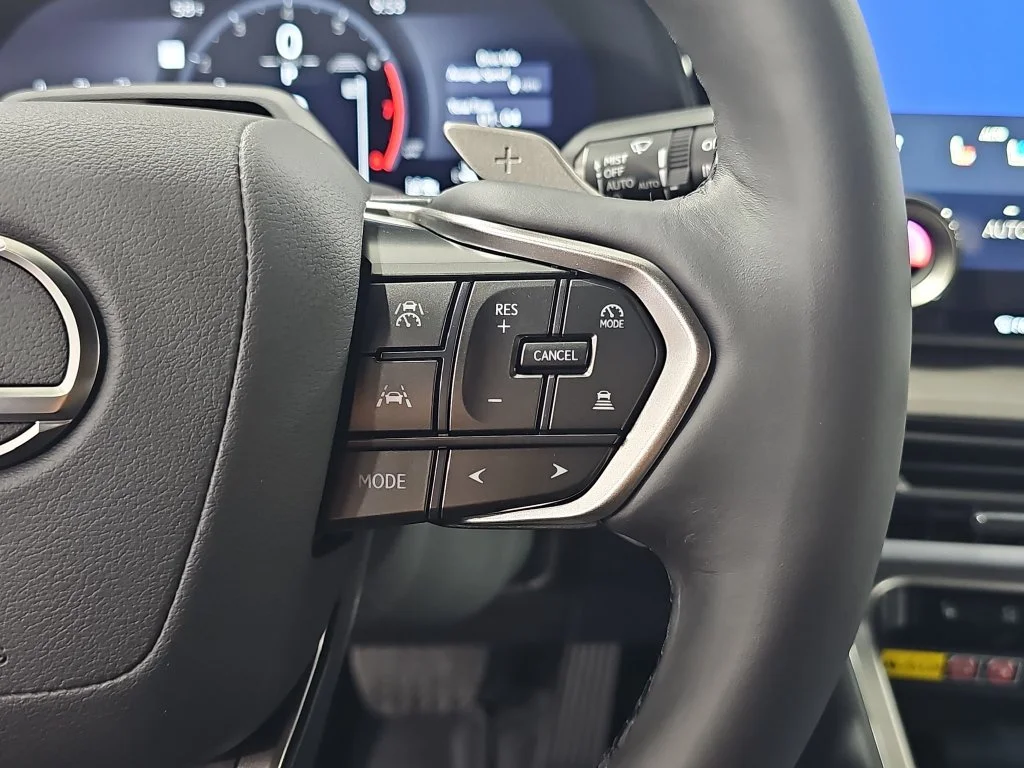 New 2026 Wind Chill Pearl Lexus PREMIUM AWD image 17