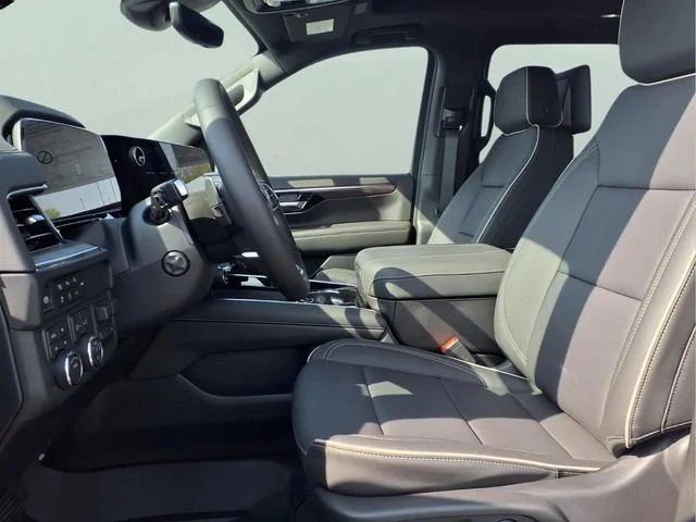 New 2026 Polar White Tricoat Chevrolet Premier image 18