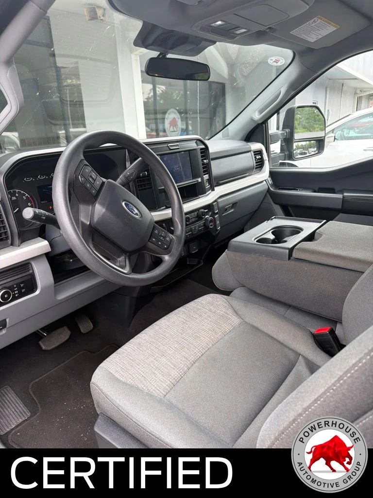 Used 2025 Gray Ford XLT image 5