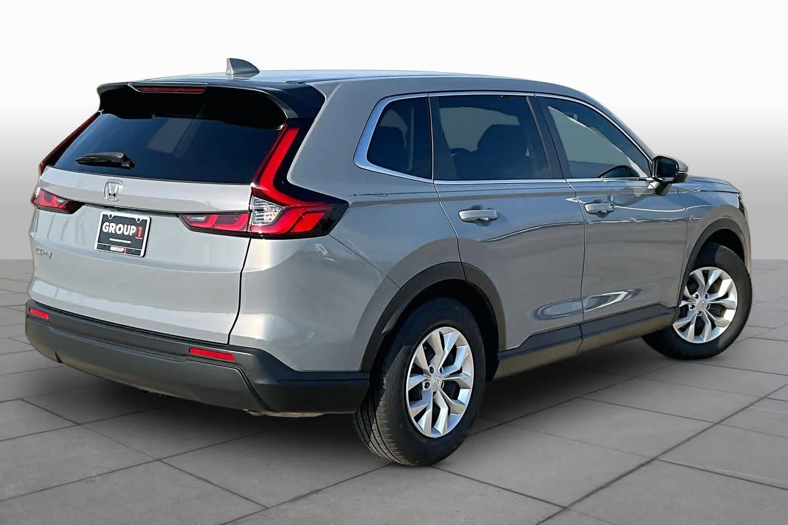 Used 2025 Urban Gray Pearl Honda LX image 12