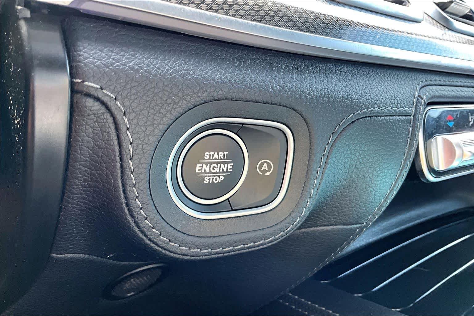Used 2023 Black Mercedes-Benz GLE 450 image 38