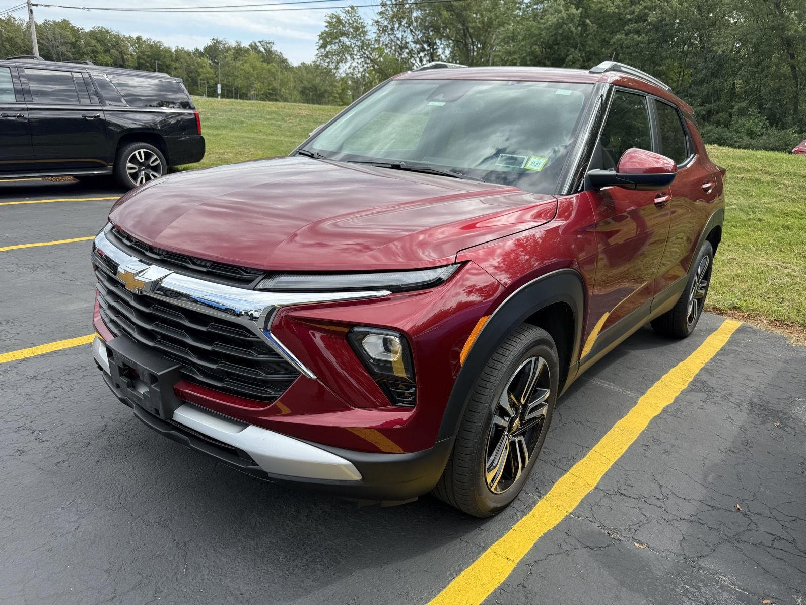 Used 2025 Crimson Metallic Chevrolet LT image 2