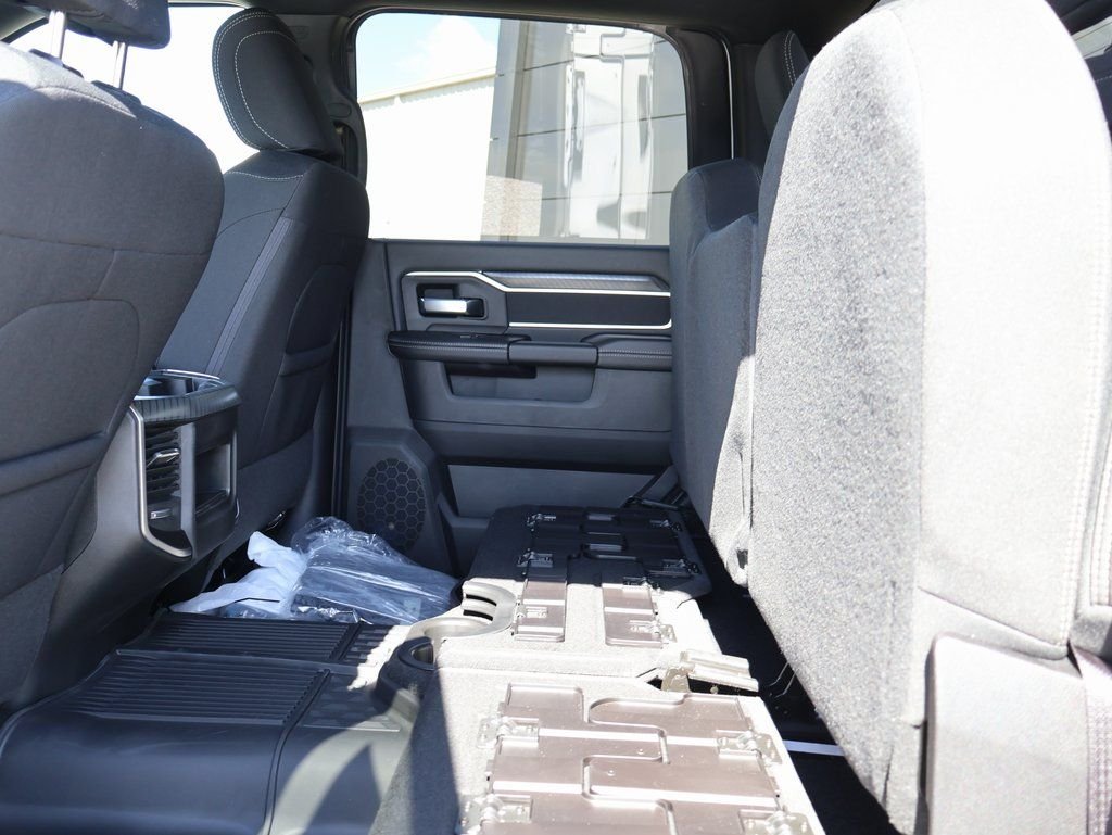 2026 RAM 2500 Big Horn - Photo 17