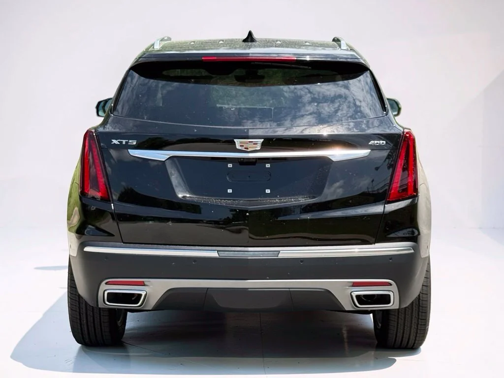 Used 2026 Stellar Black Metallic Cadillac Premium Luxury image 12