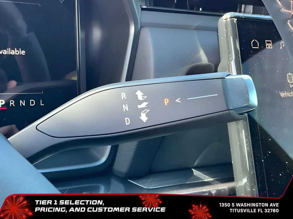 New 2026 Summit White GMC AT4 image 37