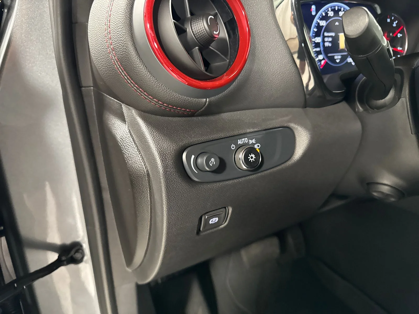 2025 Chevrolet Blazer RS - Photo 18
