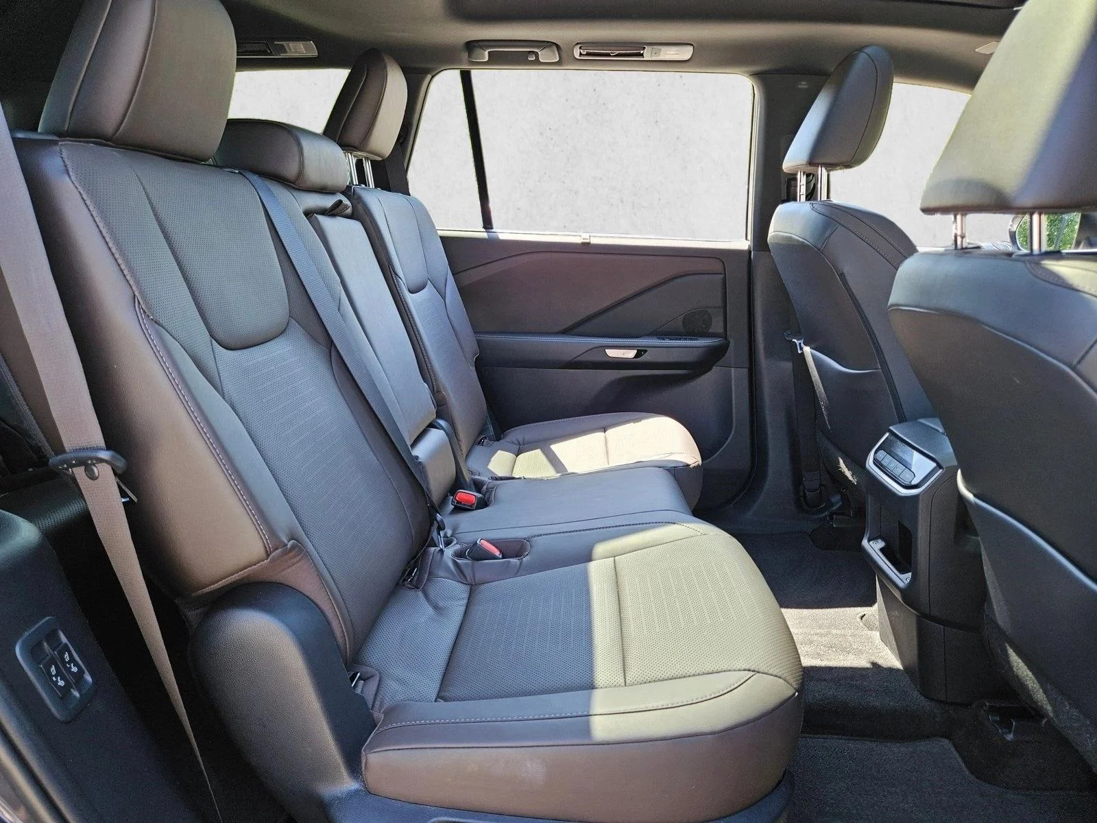 Certified Used 2025 Cloudburst Gray Lexus PREMIUM image 21
