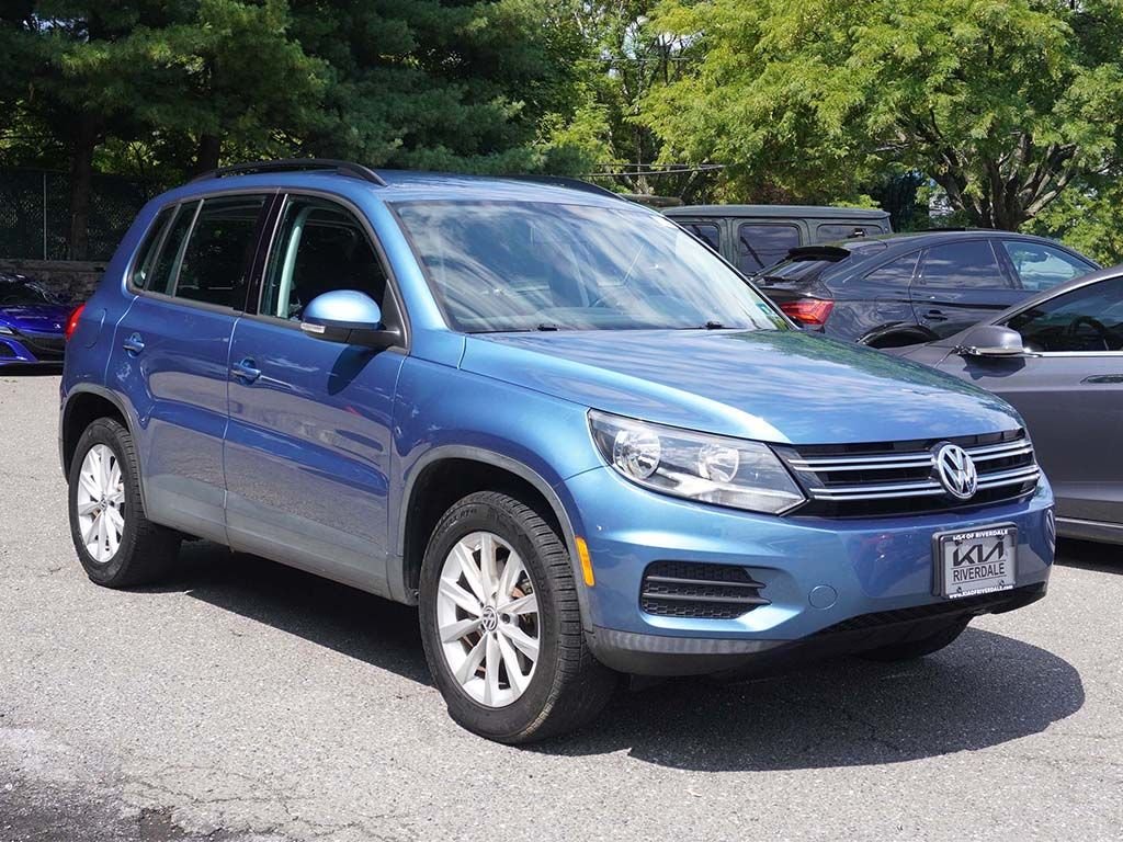 Used 2018 Volkswagen Tiguan Limited Base with VIN WVGBV7AX8JK001316 for sale in Riverdale, NJ