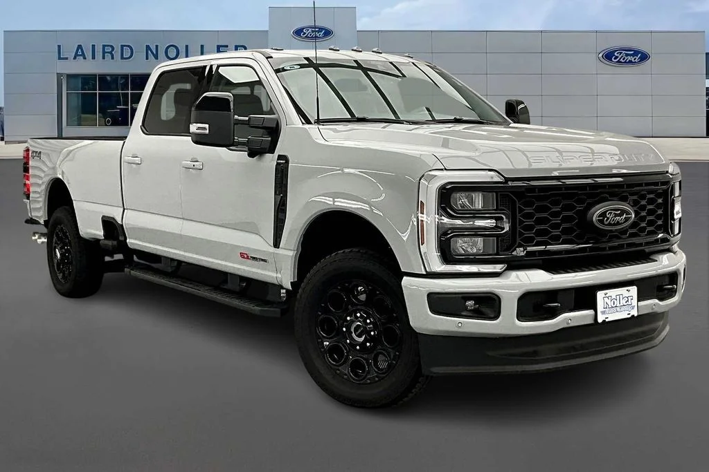 New 2026 Avalanche Ford Lariat image 2