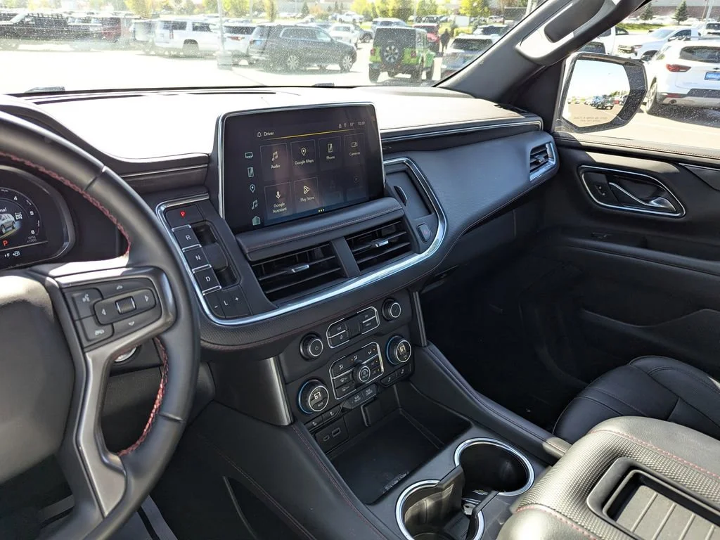 2023 Chevrolet Suburban RST - Photo 21