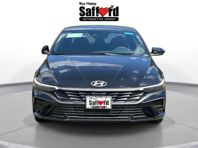 New 2026 Black Hyundai SEL Sport image 8