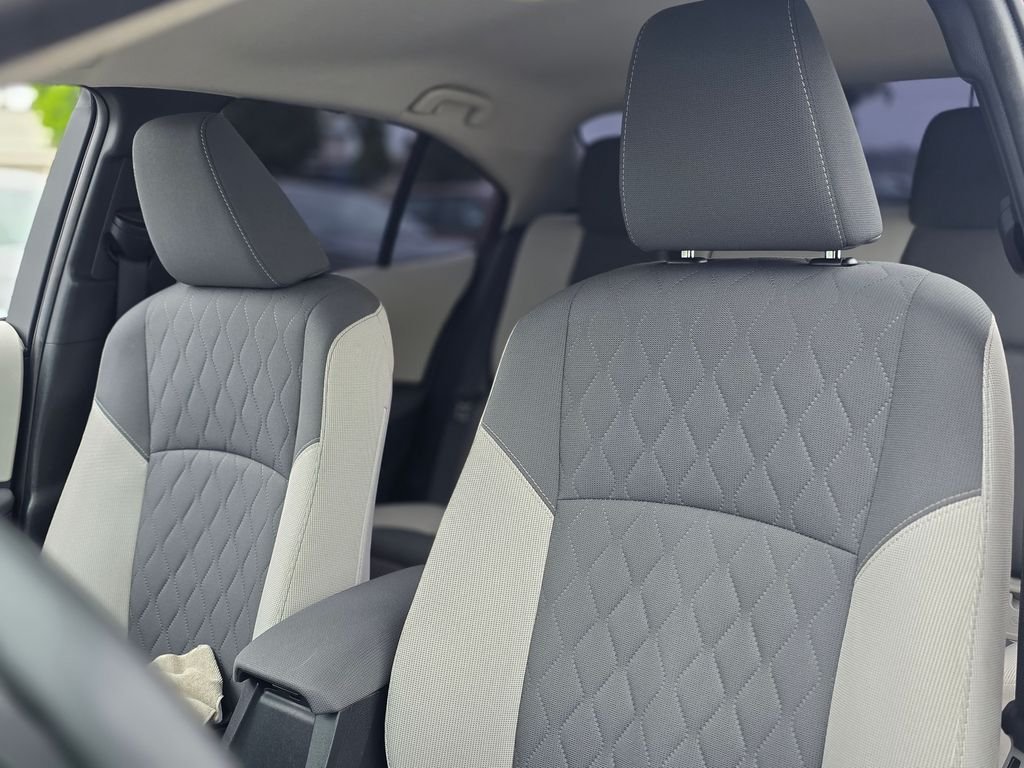 2023 Toyota Corolla LE - Photo 13