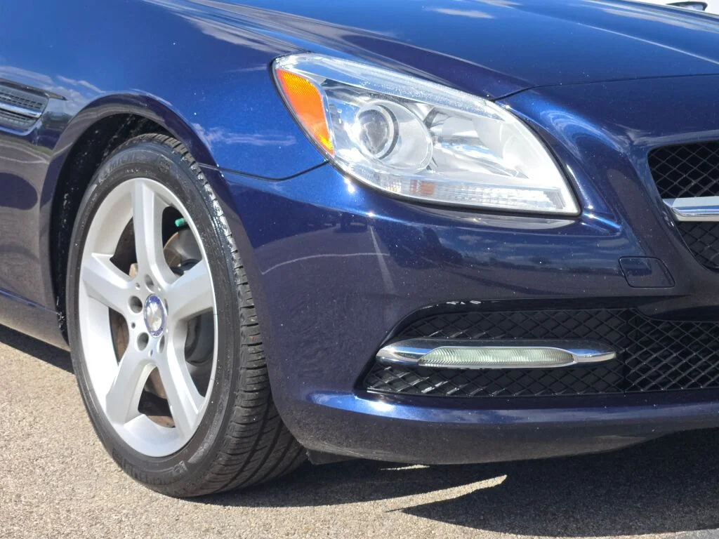 Used 2012 Blue Mercedes-Benz SLK 250 image 3