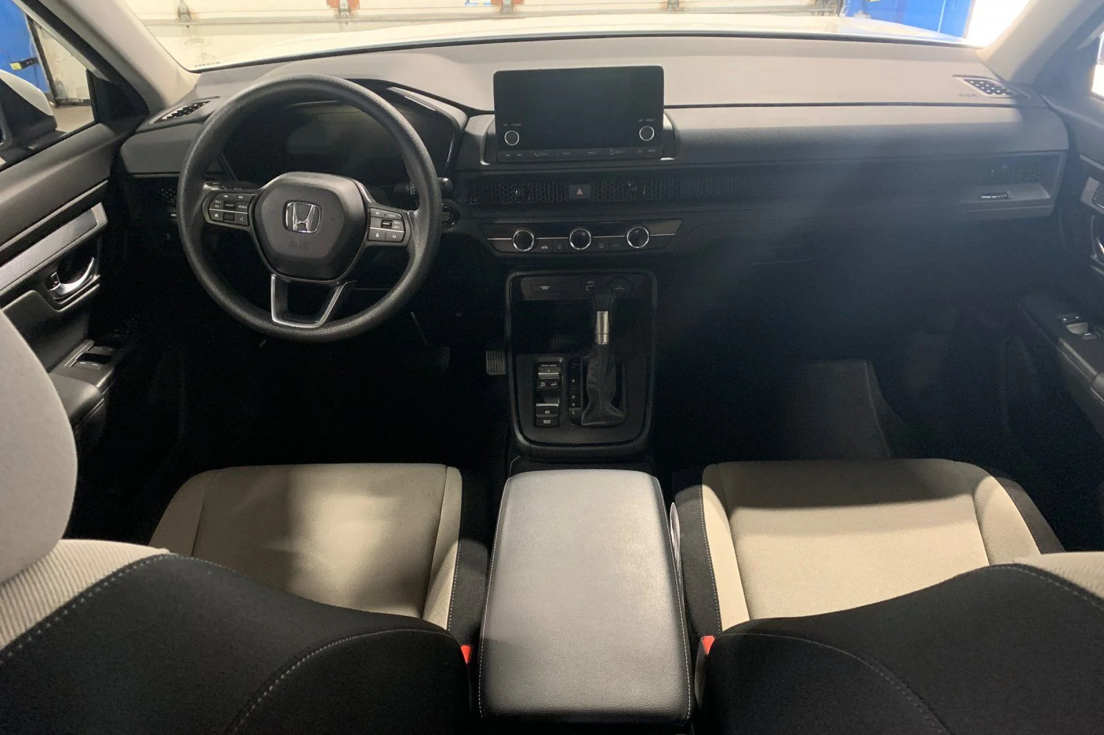 Certified Used 2023 Platinum White Pearl Honda LX image 15