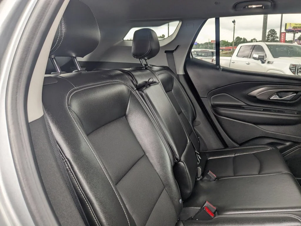 Used 2023 Sterling Metallic GMC SLT image 26