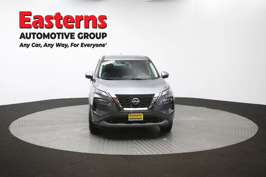 Used 2023 Gray Nissan SV image 54