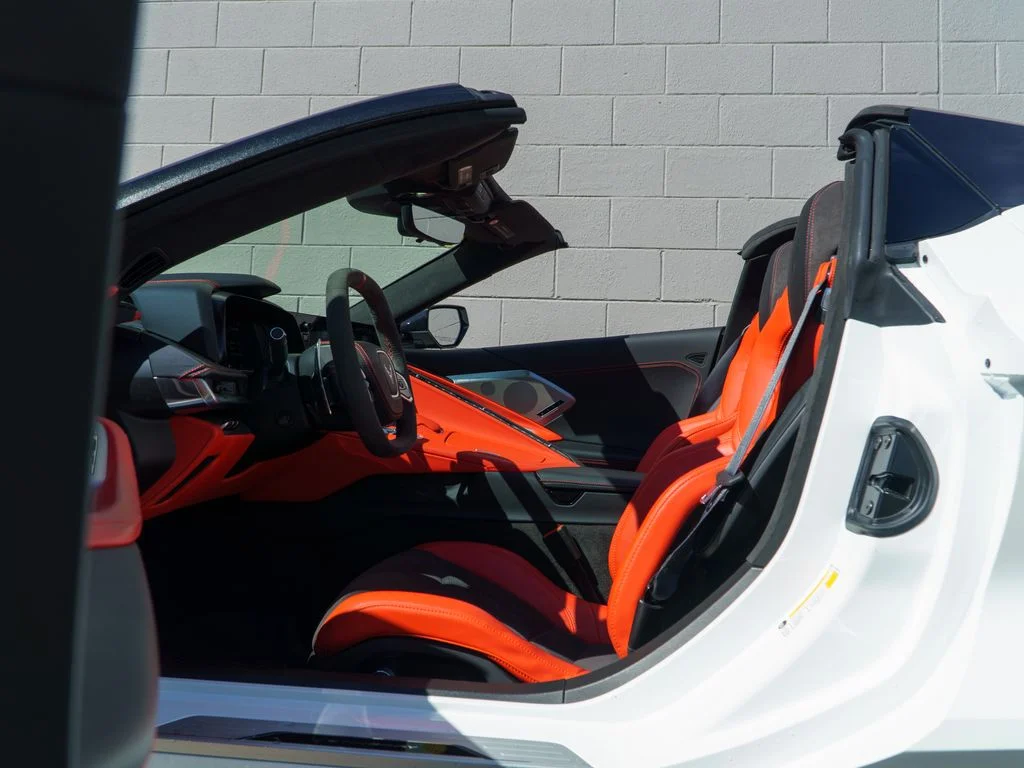 Used 2023 Arctic White Chevrolet Stingray image 18
