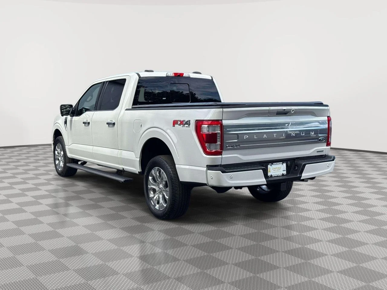 Used 2023 Star White Metallic Tri-Coat Ford Platinum image 5