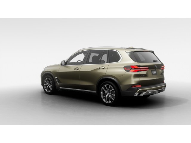 New 2026 Manhattan Green Metallic BMW  image 2