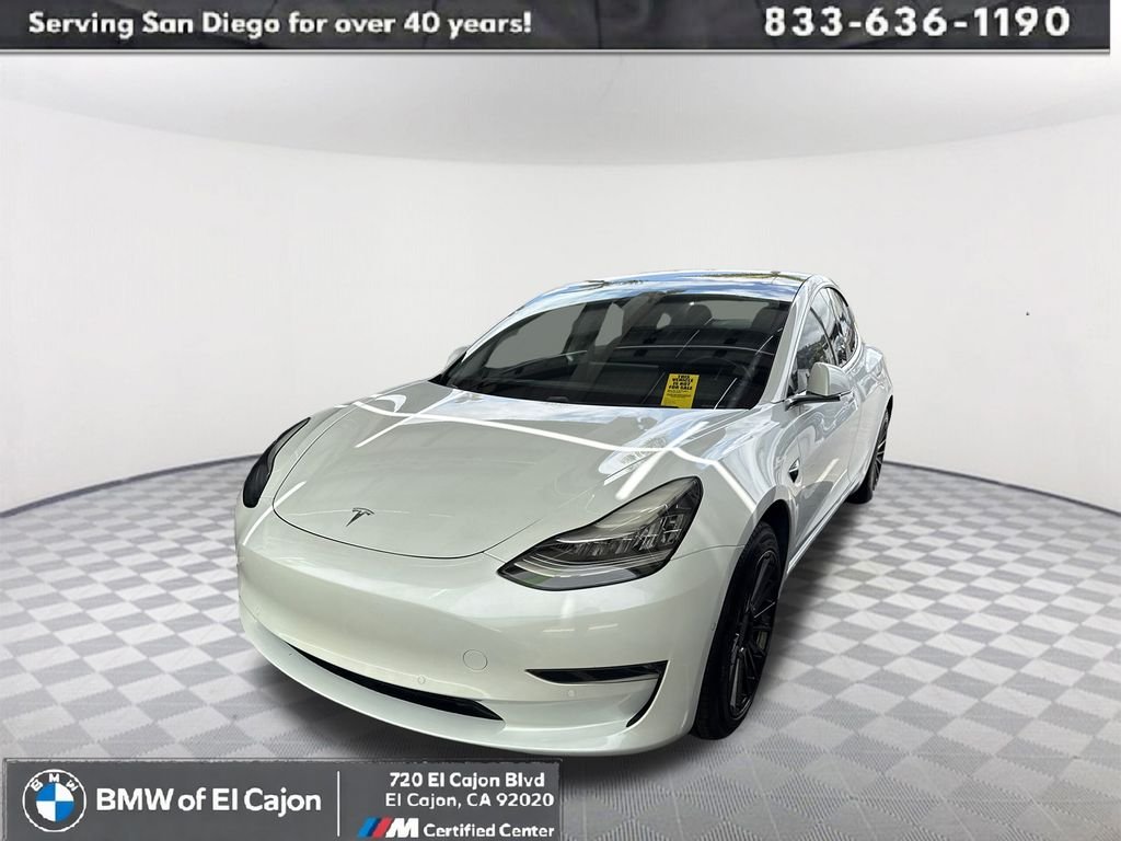 2019 Tesla Model 3 Standard Range Plus's photo