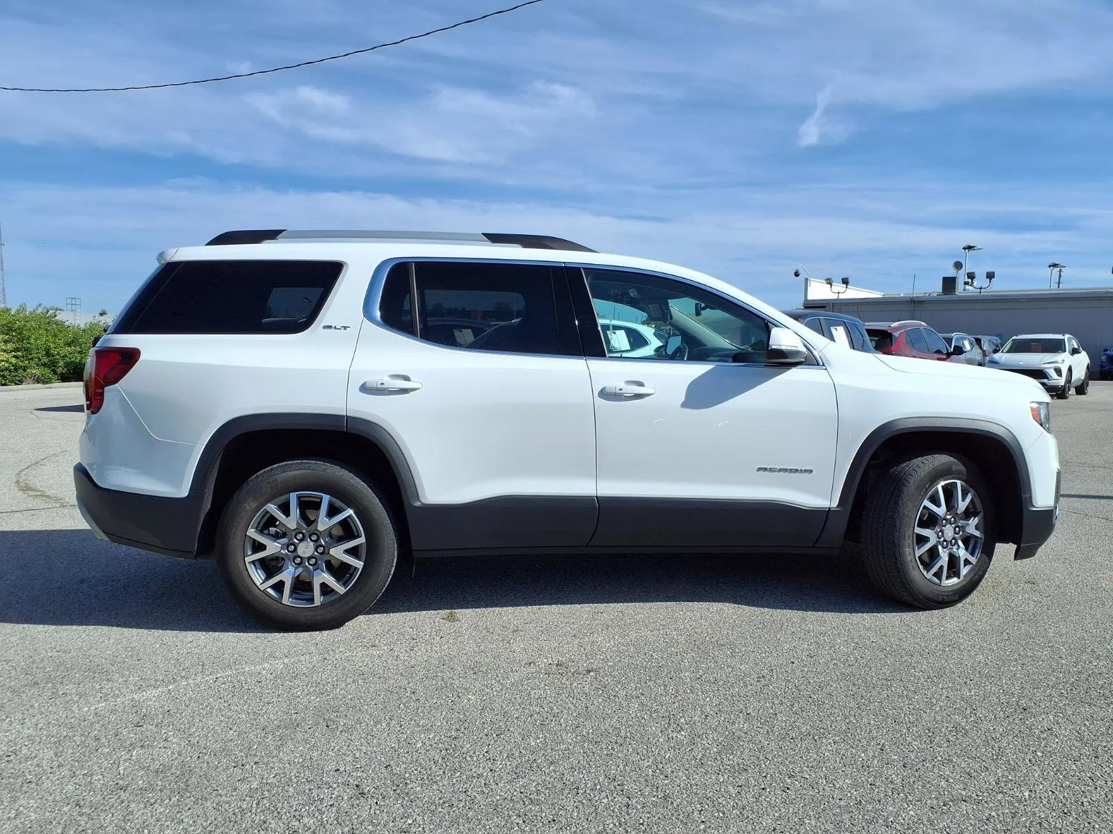 2023 GMC Acadia SLT - Photo 40