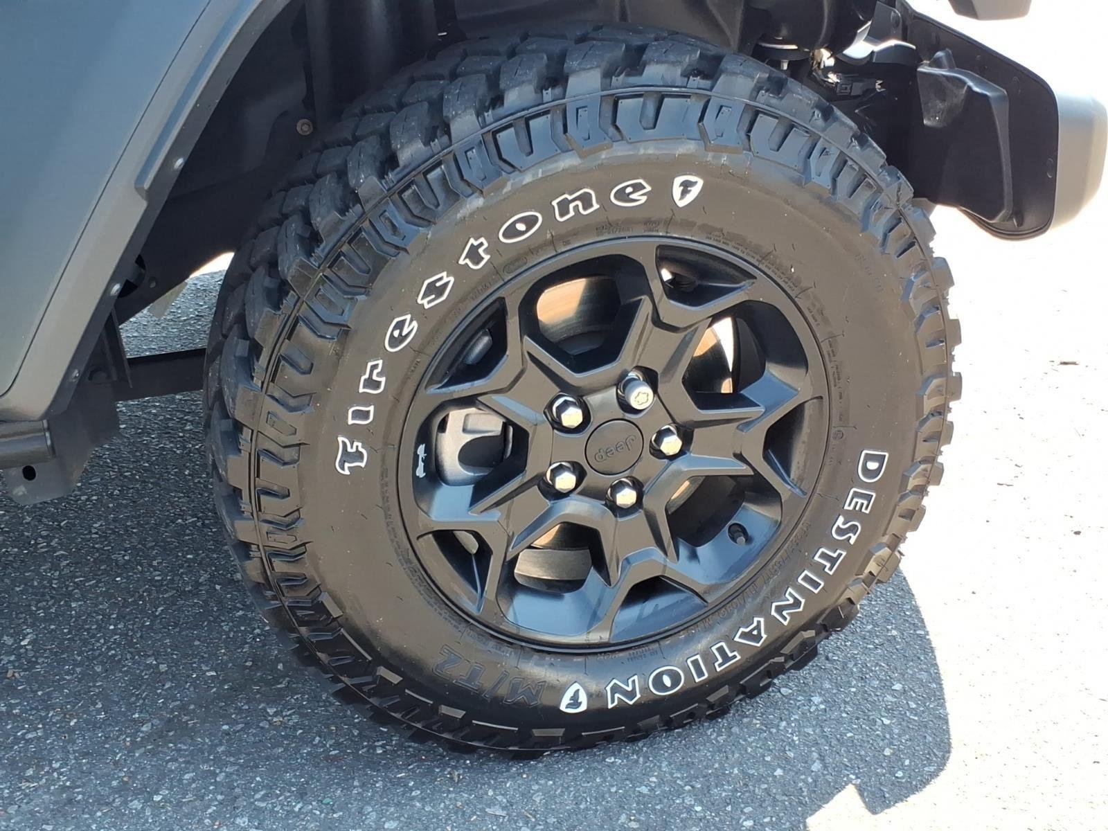 Used 2023 Earl Clearcoat Jeep Willys *One Touch Top* image 14