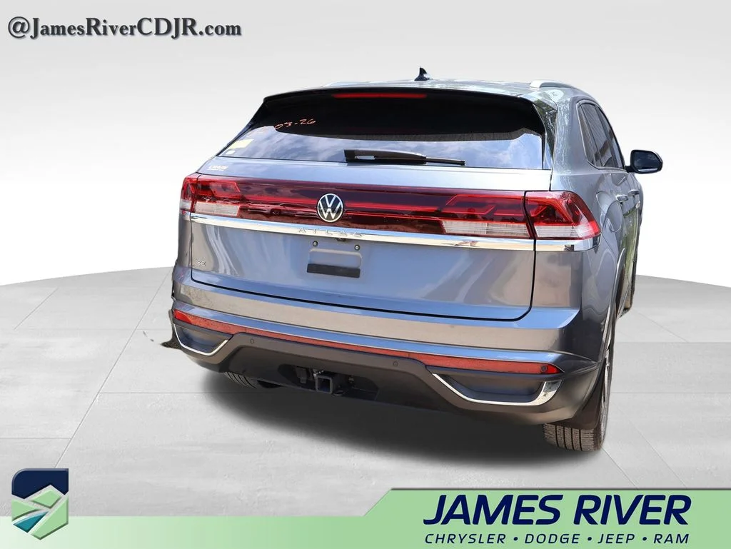 Used 2024 Gray Volkswagen 2.0T SE w/Technology image 25