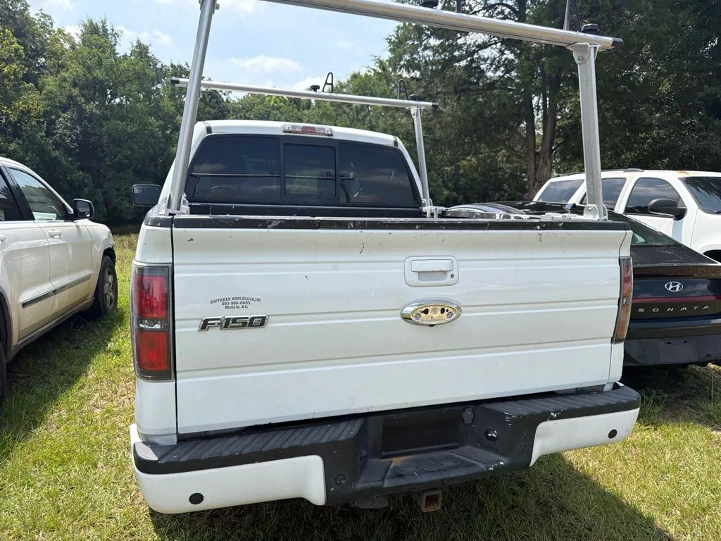 Used 2013 White Ford FX4 image 11
