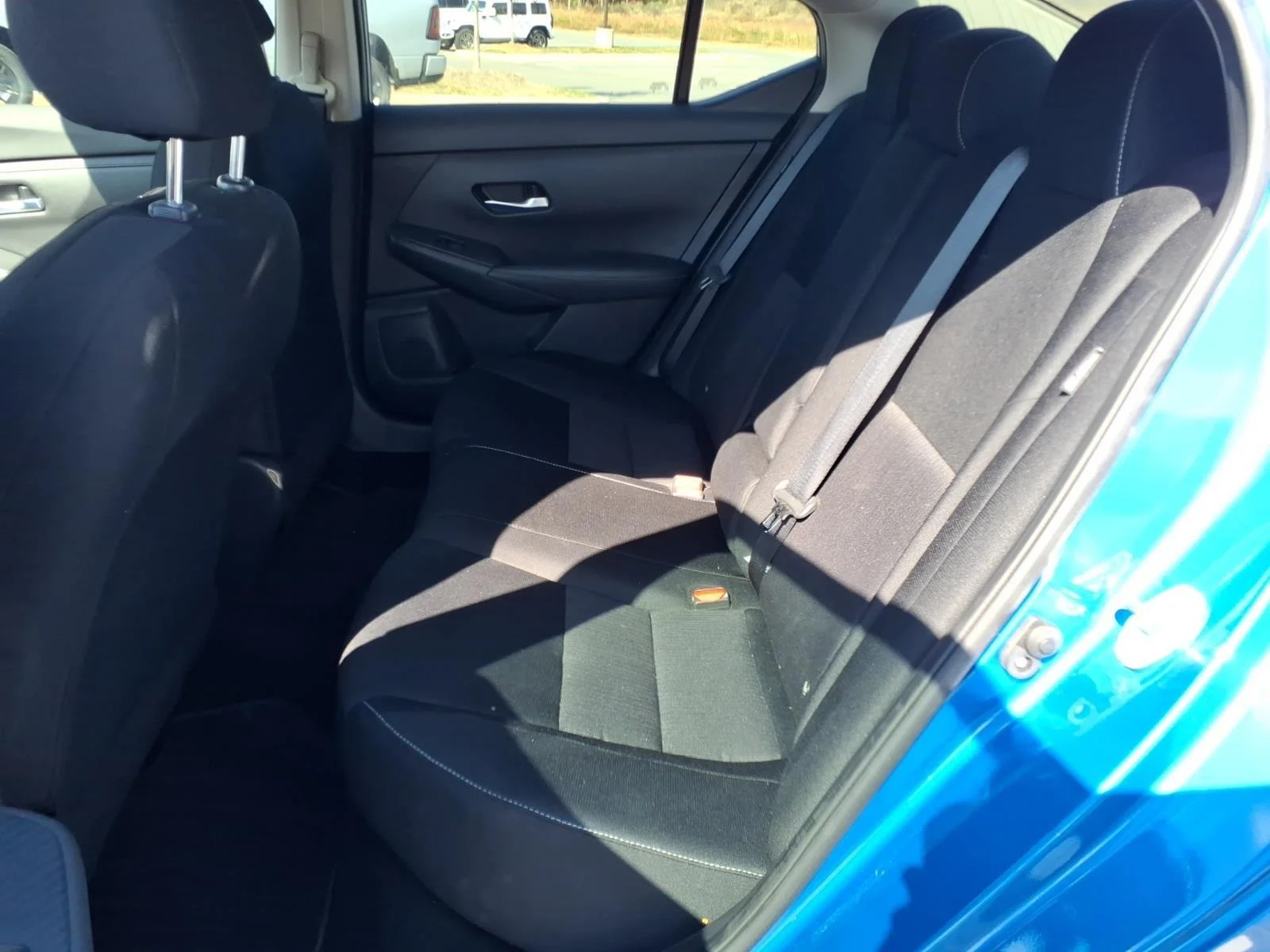Used 2022 Electric Blue Metallic Nissan SV image 20