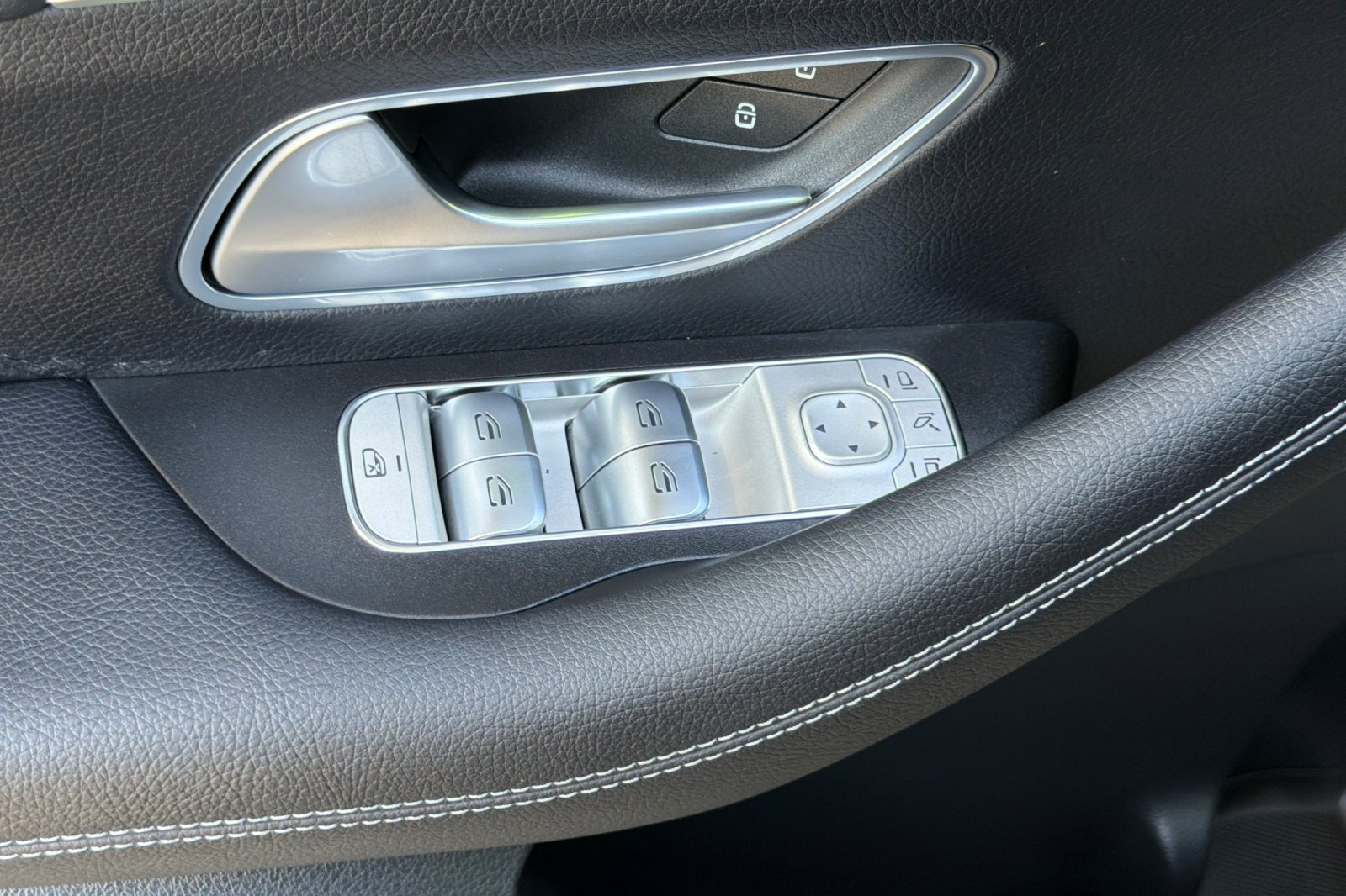 New 2026 Selenite Grey Metallic Mercedes-Benz GLS 450 image 26
