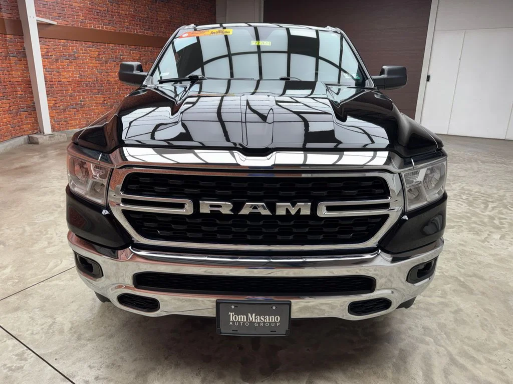 Used 2022 Diamond Black Ram Big Horn/Lone Star image 9