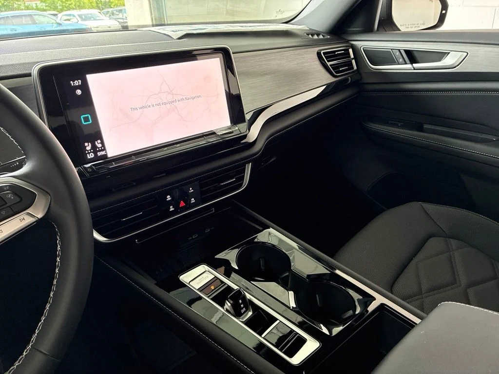 2026 Volkswagen Atlas Cross Sport SE w/Tech - Photo 19