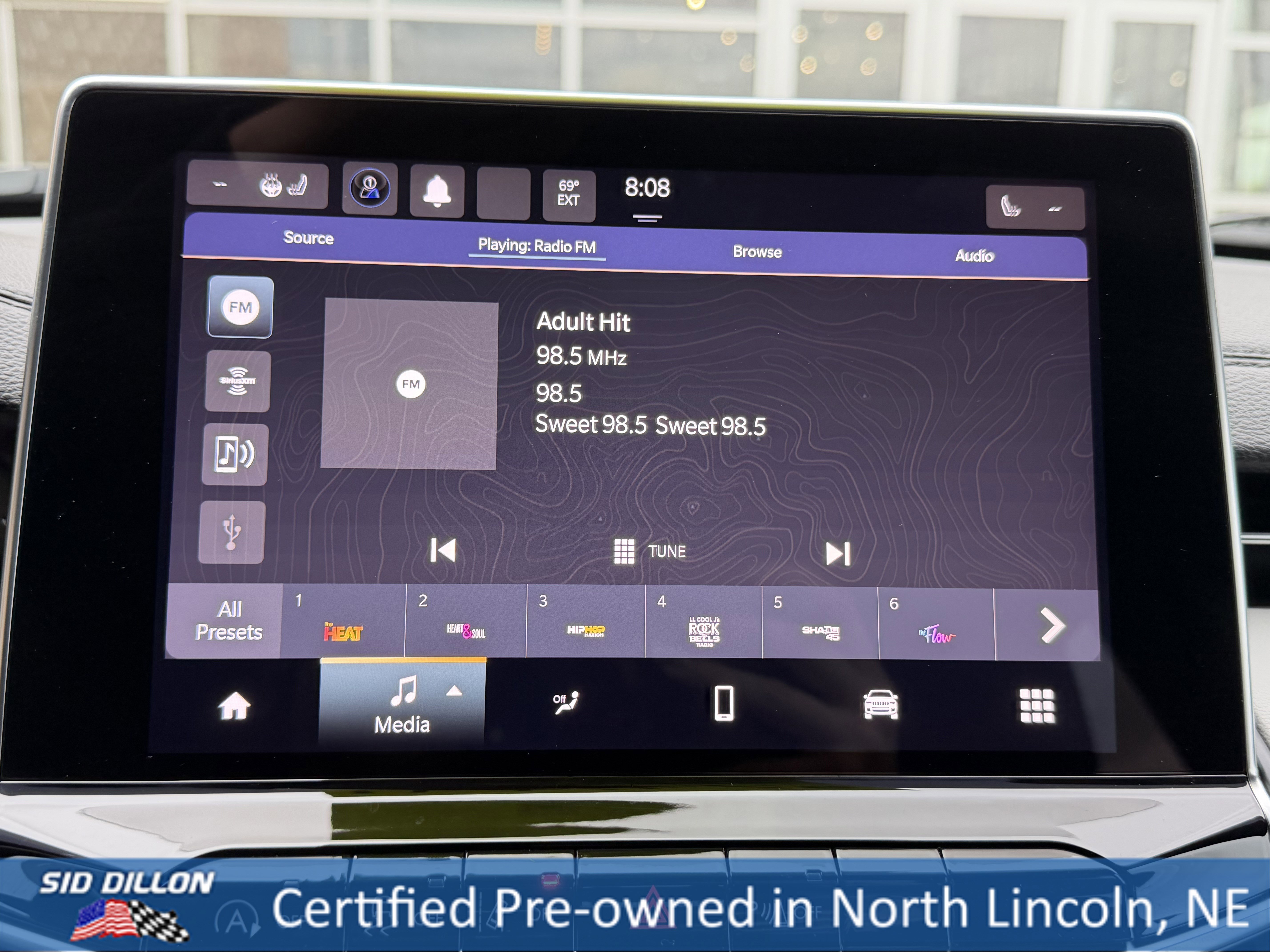 Used 2024 Sting-Gray Clearcoat Jeep Limited image 14