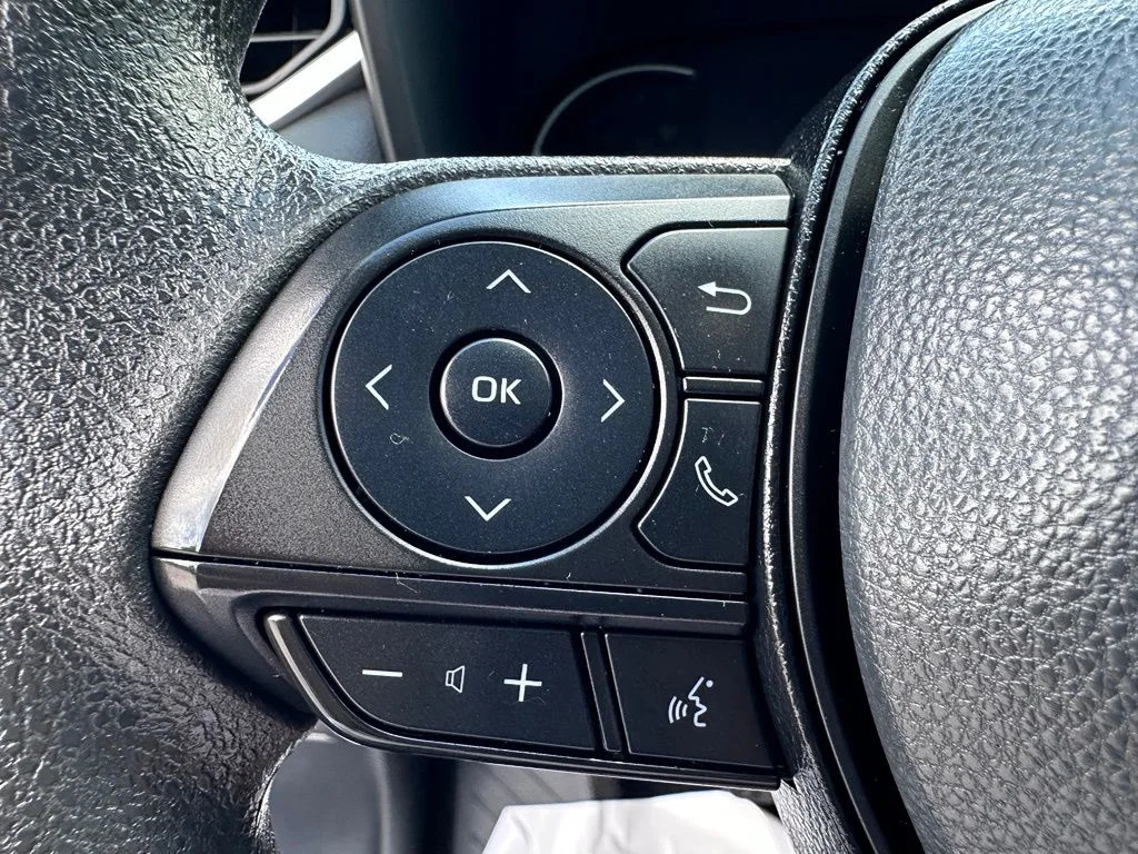 Used 2024 Silver Toyota XLE image 17