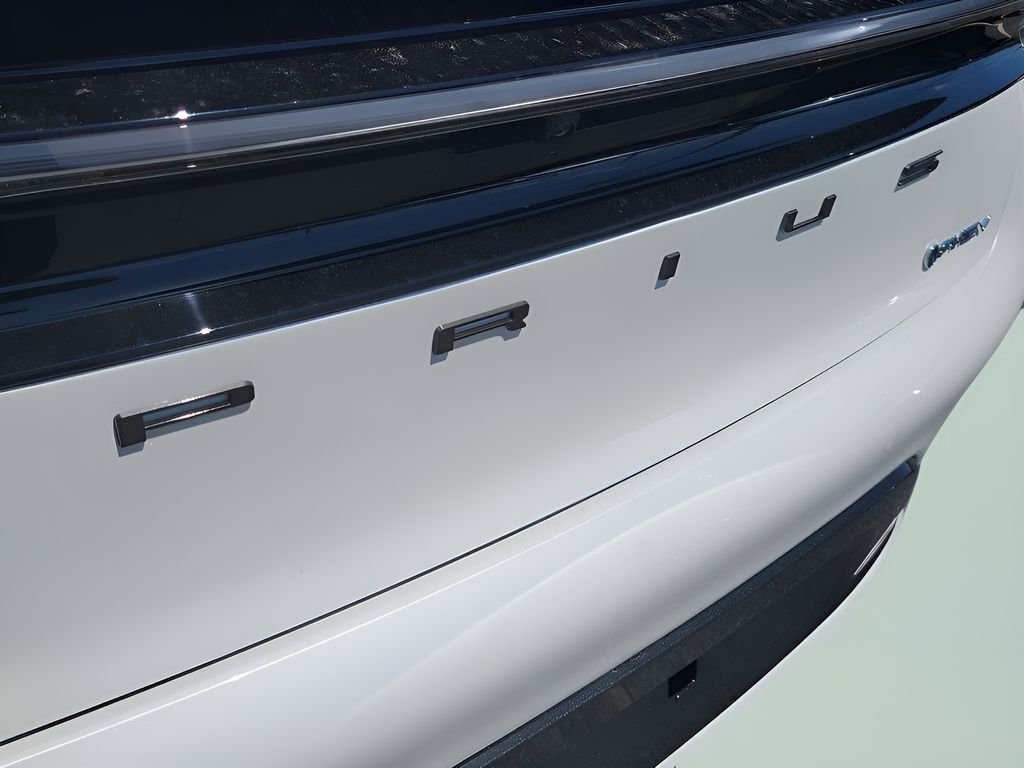 2026 Toyota Prius Plug-in Hybrid XSE - Photo 28