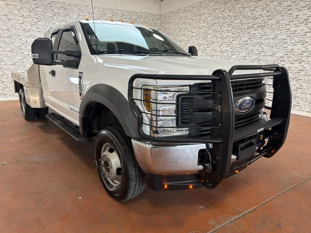 Used 2019 Oxford White Ford XL image 9