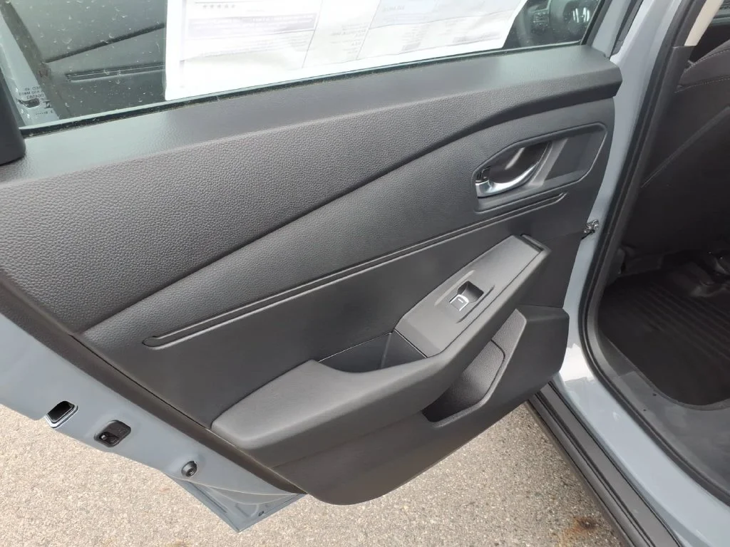 New 2026 Urban Gray Pearl Honda SE image 14