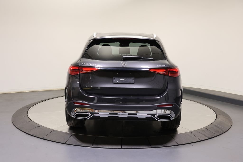 Used 2027  Mercedes-Benz GLC 300 image 6