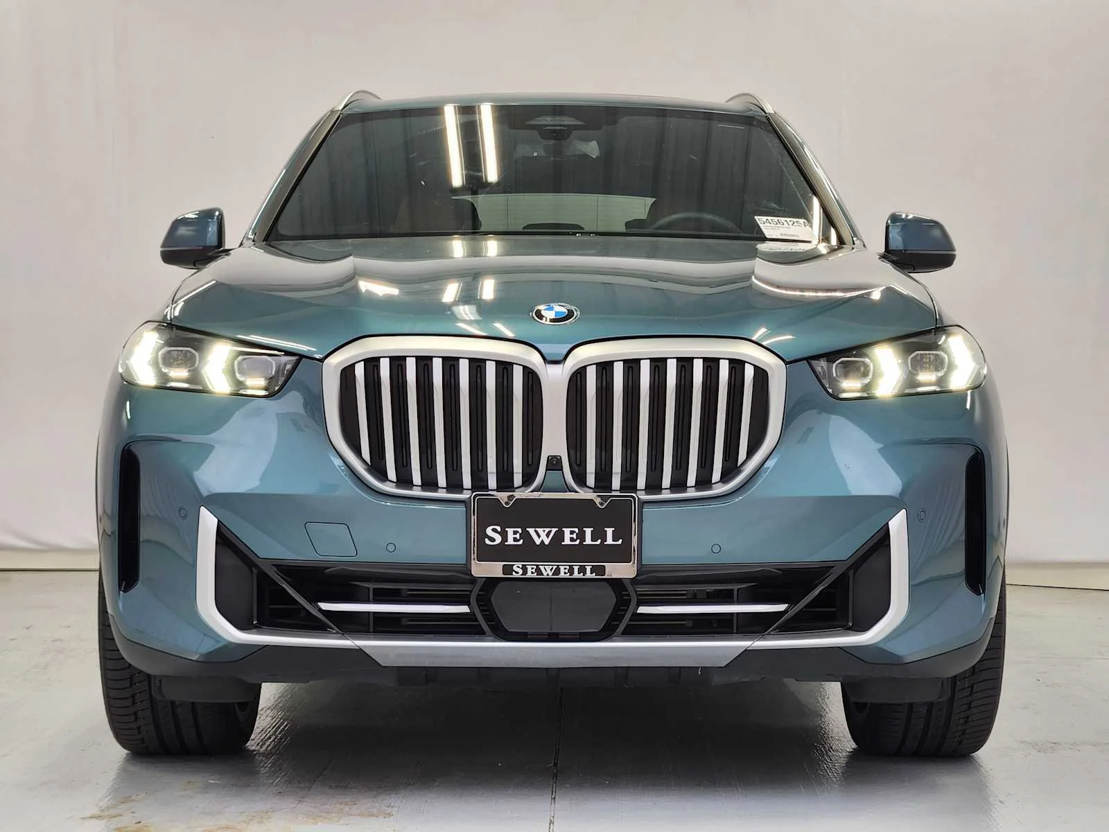 Used 2024 Blue Ridge Mountain Metallic BMW xDrive40i image 2
