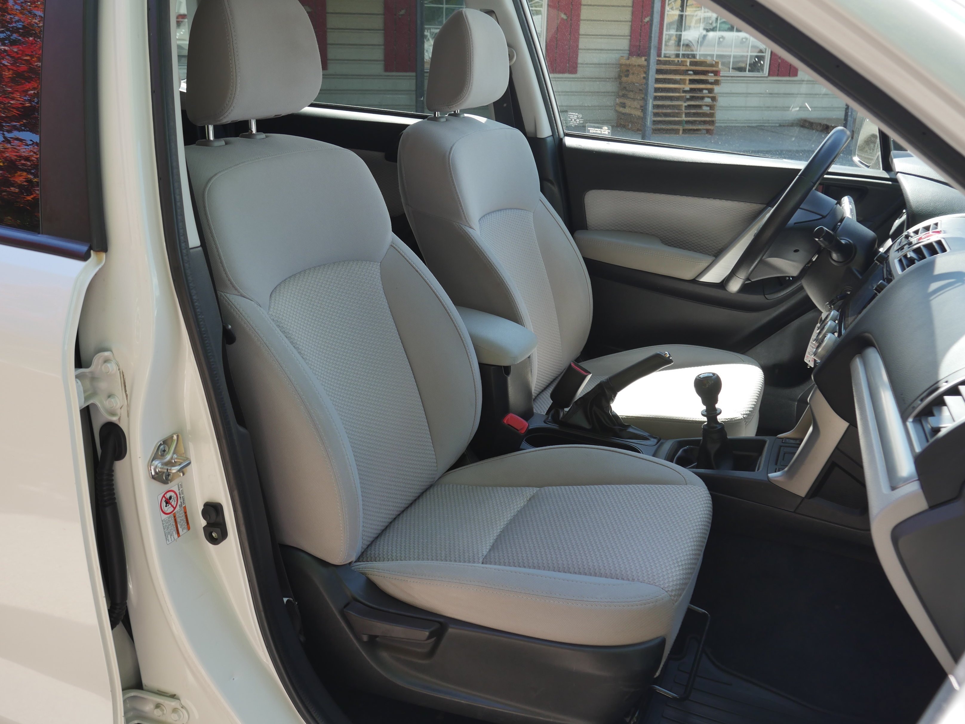 Used 2017 Crystal White Pearl Subaru Premium image 28