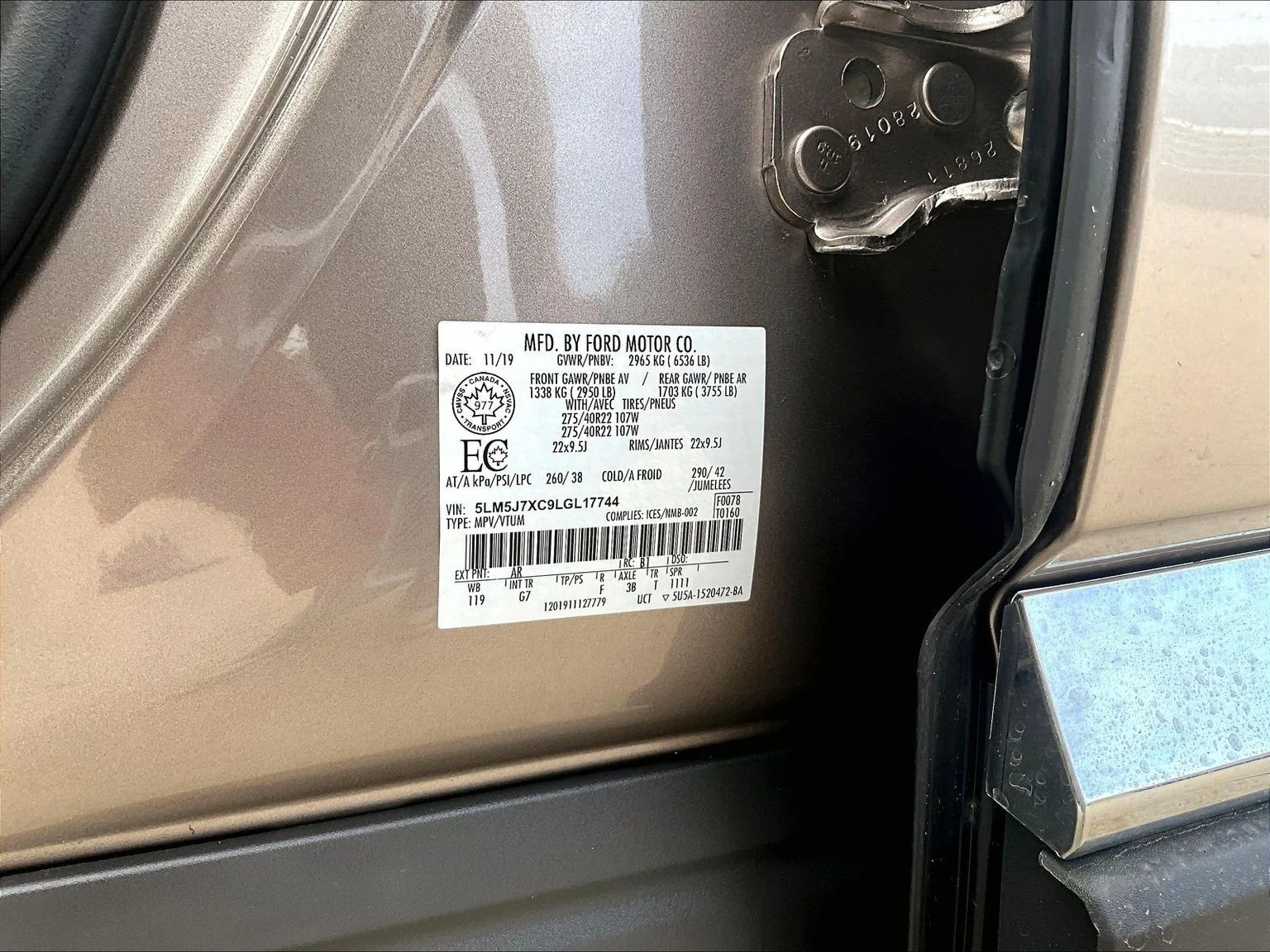 Used 2020 Beige Lincoln Reserve image 34