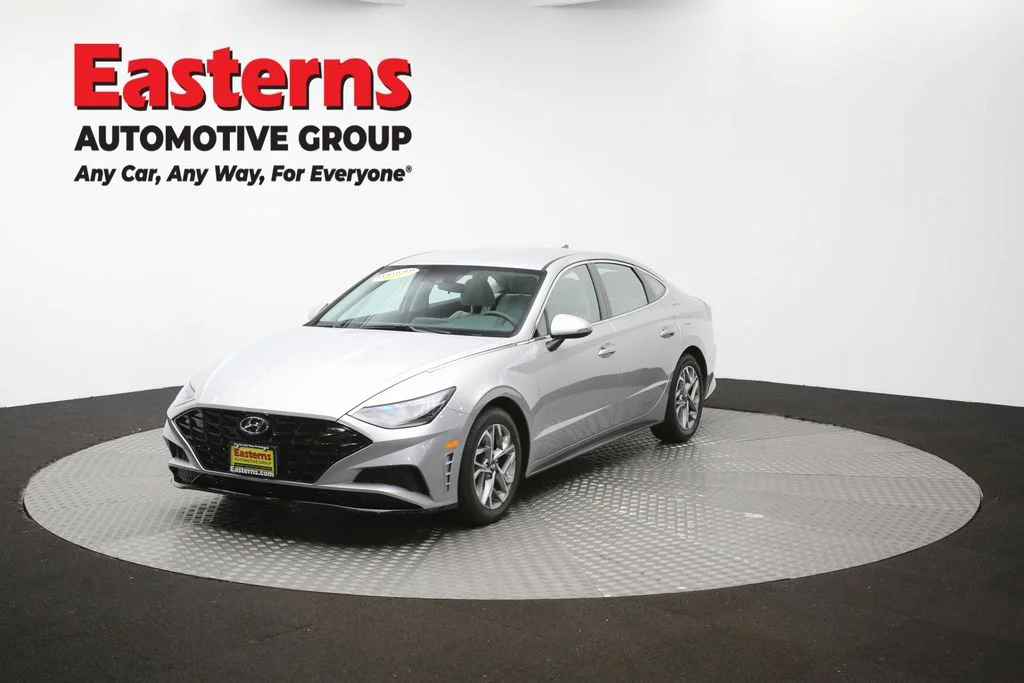 Used 2023 Silver Hyundai SEL image 54
