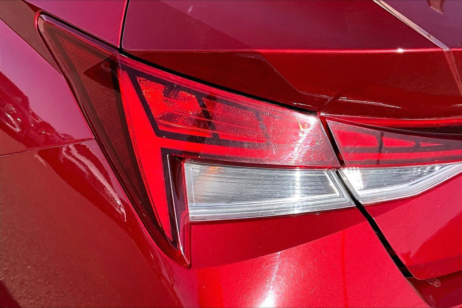 Used 2025 Ultimate Red Hyundai SEL Convenience image 29