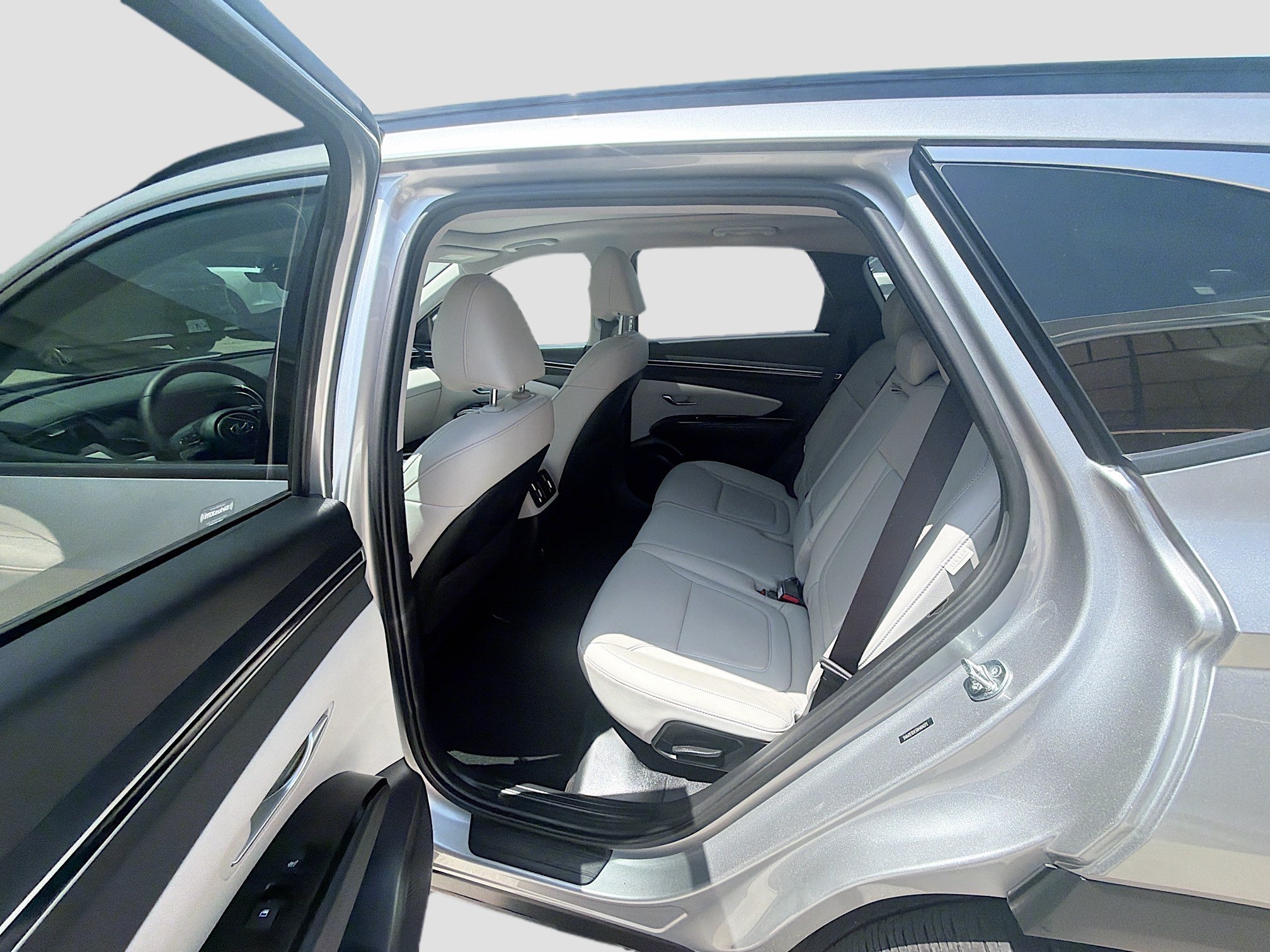 Used 2024 Shimmering Silver Hyundai Limited image 21