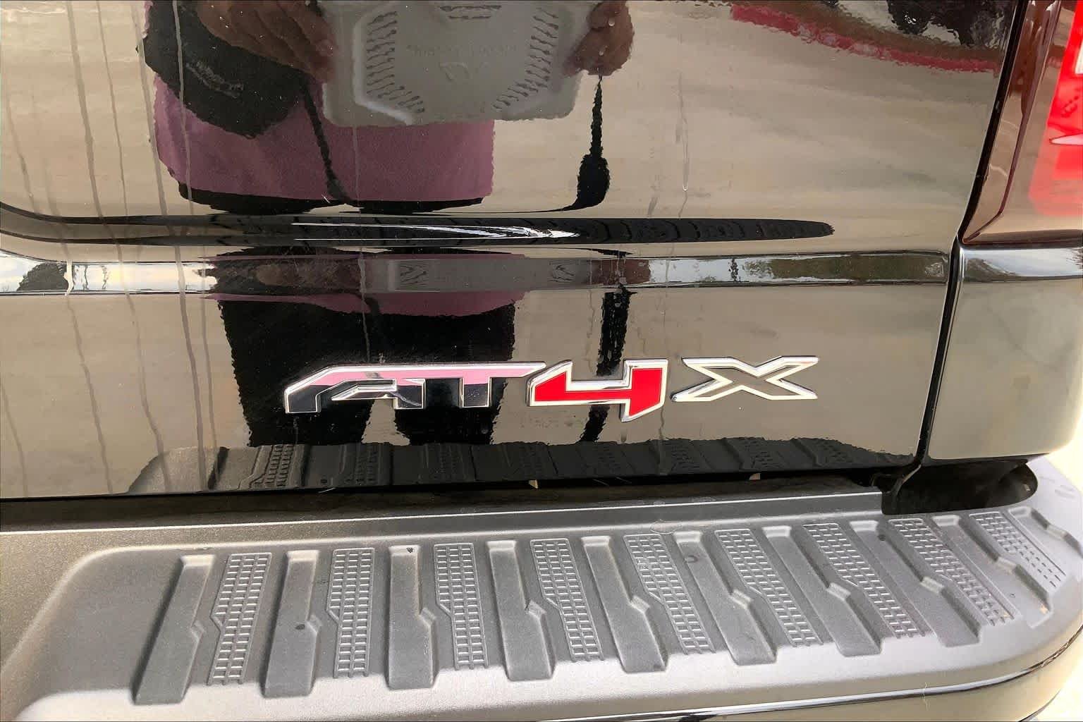 Used 2022 Onyx Black GMC AT4X image 10